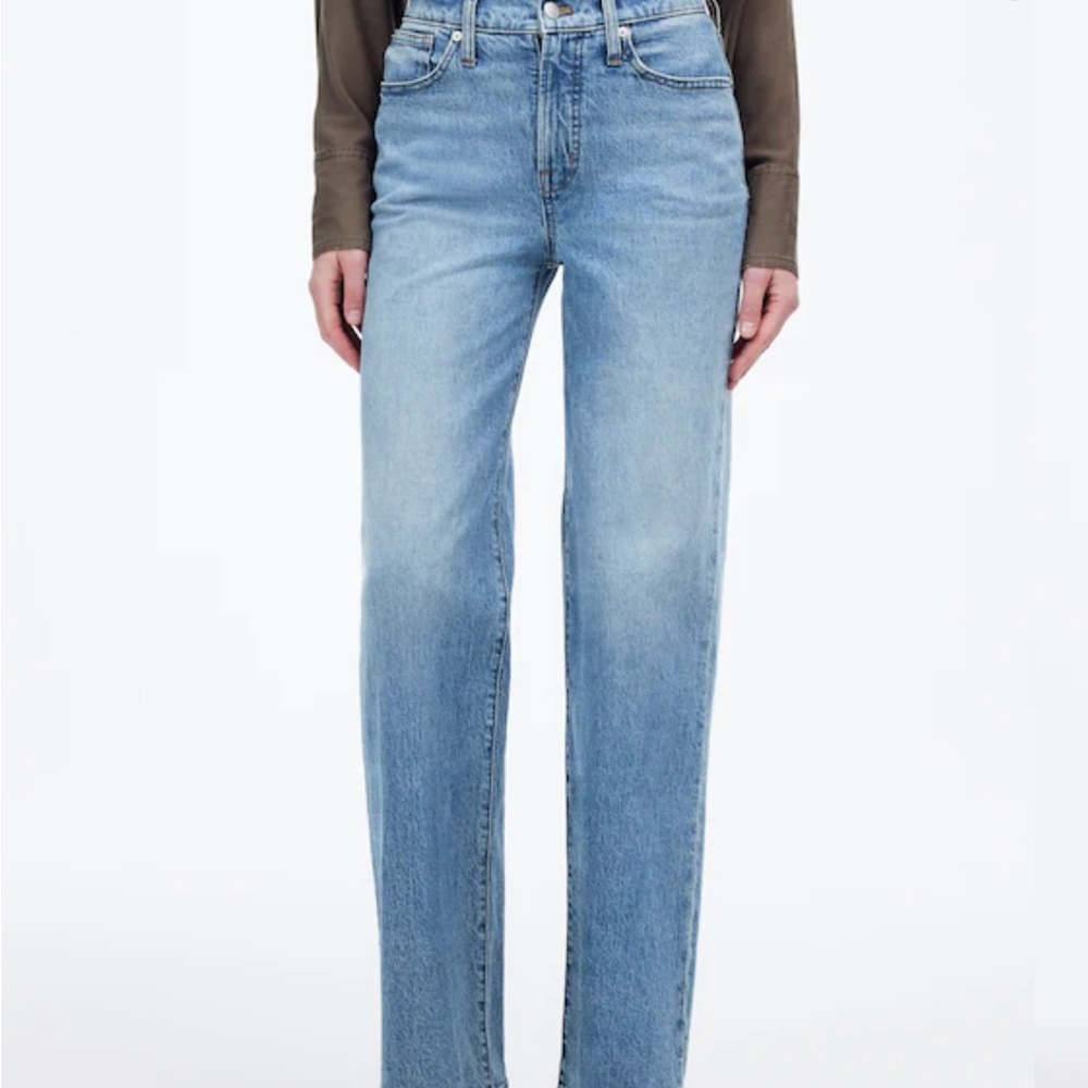 Madewell High-Rise Wide-Leg Jeans in Light Blue Wash - Picture 2 of 7